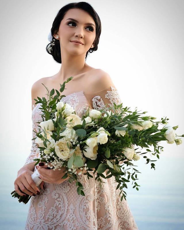 5 Potret Cantik Pernikahan Alexa Key di Bali (3)