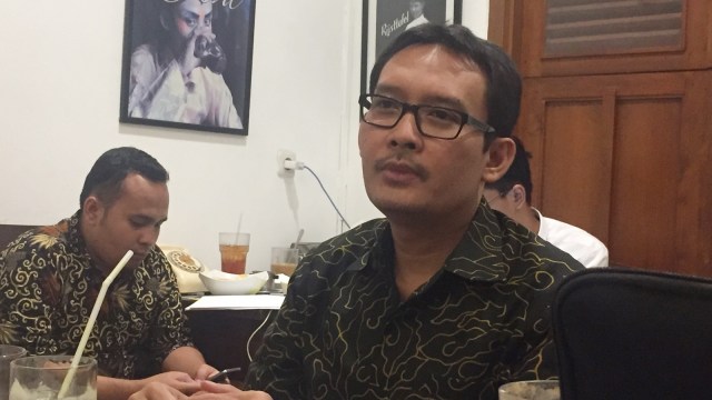 Staff Khusus Presiden, Ahmad Erani Yustika. (Foto: Selfy Sandra Momongan/kumparan)