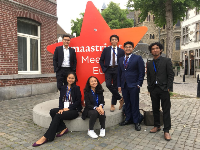 Delegasi UGM untuk EuroMUN 2018 di Maastricht, Belanda. (Foto: Istimewa)