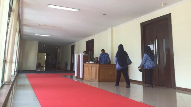 Suasana kantor Pemkab Bekasi. (Foto:  Muhammad Lutfan D/kumparan)