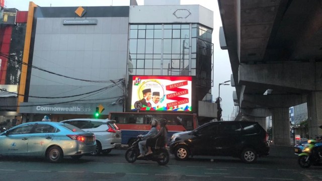 Videotron Jokowi-Ma'ruf yang diduga langgar kampanye. (Foto: Dok. Sahroni)