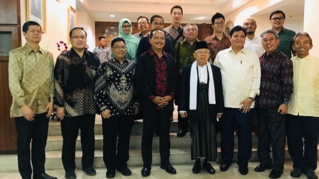 Ma'ruf Amin bertemu perwakilan masyarakat Indonesia di Singapura. (Foto: Dok. Media Center Ma'ruf Amin)