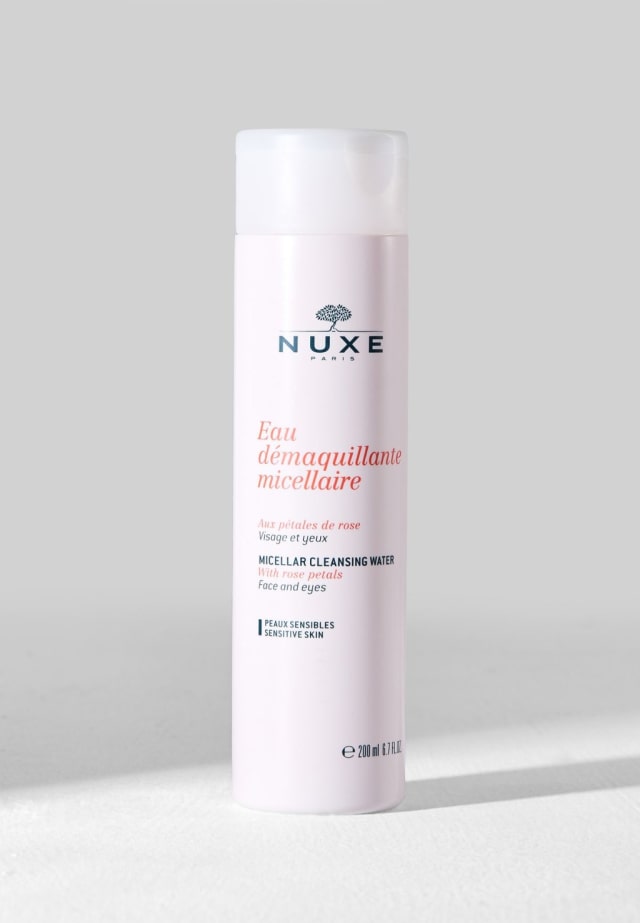 Nggak Usah Takut, Ada 6 Rekomendasi Micellar Water yang Aman untuk Kulit Sensitif (2)