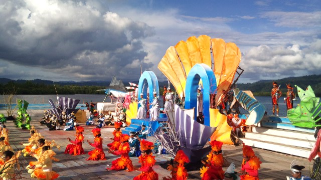 Festival Teluk Jailolo, Halmahera Barat (Foto: Flickr/nugroho adhi)