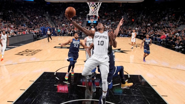 DeMar DeRozan membawa San Antonio Spurs menang atas Minnesota Timberwolves. (Foto: Reuters/USA Today/Soobum Im)