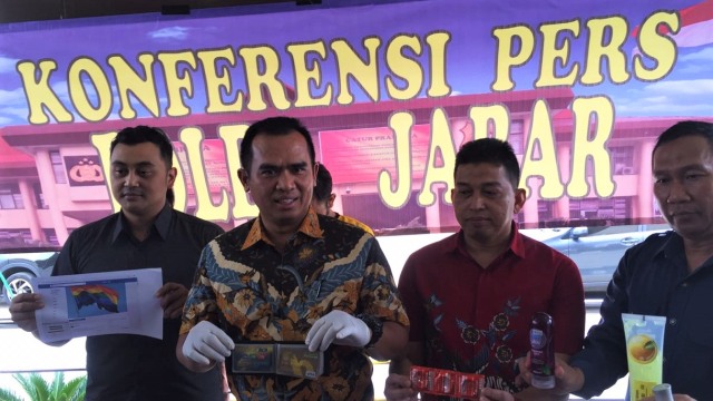 Konferensi pers penangkapan admin akun Gay Bandung Indonesia. (Foto: Iqbal tawakal/kumparan)