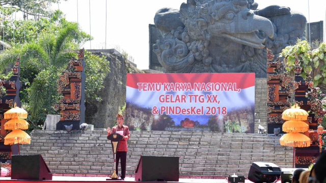 Presiden Jokowi membuka acara Temu Karya Nasional, Gelar Teknologi Tepat Guna (TTG) XX dan Pekan Inovasi Perkembangan Desa dan Kelurahan Tahun 2018 di Bali. (Foto: Dok. Sekretariat Presiden)