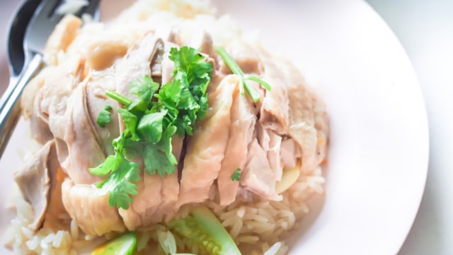Resep nasi ayam hainan yang enak untuk anak (Foto: Shutterstock)