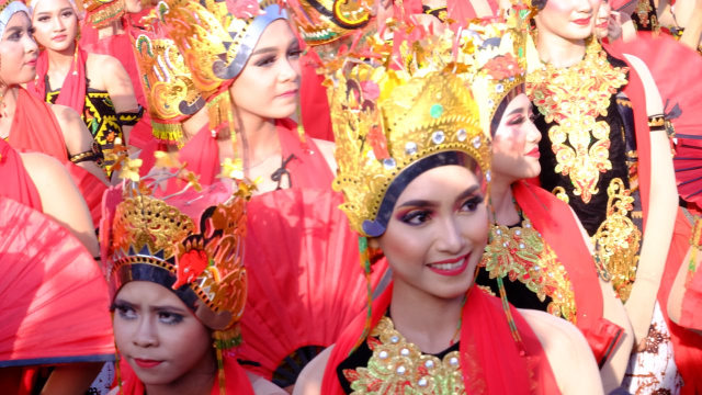 Penari di Festival Gandrung Sewu, Banyuwangi (Foto: Bella Cynthia Ratnasari / kumparan)