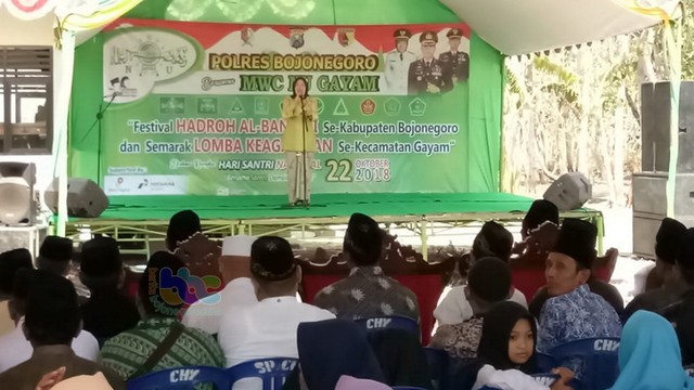 Bupati Buka Festival Hadroh Al Banjari se Kabupaten Bojonegoro di Gayam (1)