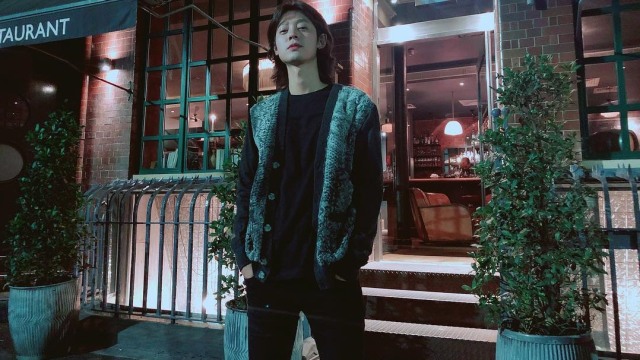 Jung Joon Young  (Foto: Instagram @sun4finger)