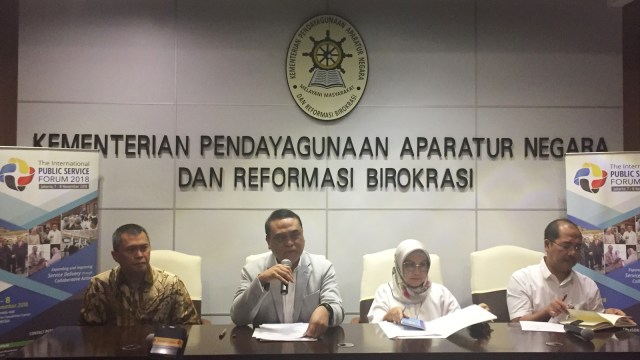 Konferensi pers The International Public Service (IPS) Forum 2018 di kantor Kemenpan-RB, Jakarta, Senin (22/10). (Foto: Nurul Nur Azizah/kumparan)
