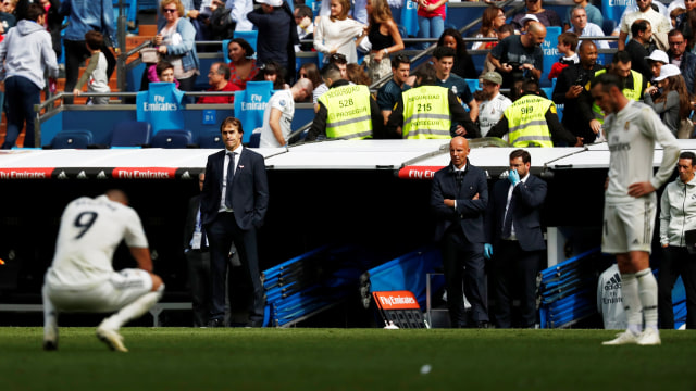 Real Madrid menelan kekalahan 1-2 di laga melawan Levante. (Foto: REUTERS/Susana Vera)
