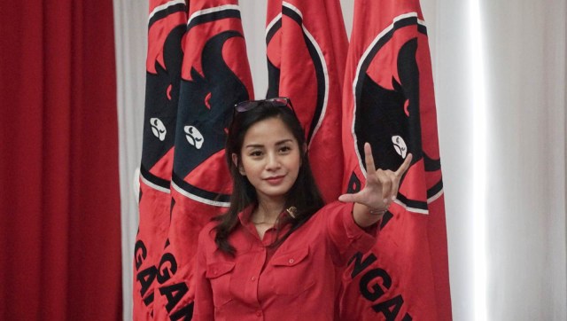 Kirana Larasati di DPP PDI Perjuangan, Jakarta Pusat.
 (Foto: Irfan Adi Saputra/kumparan)