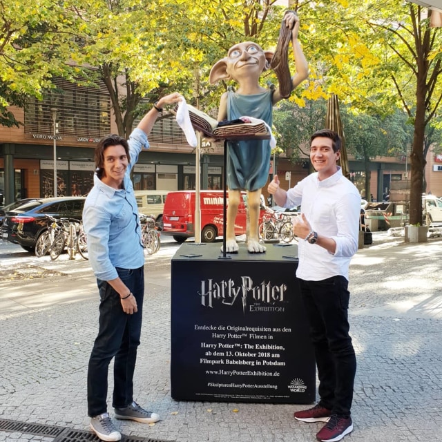 James dan Oliver Phelps, pemain film 'Harry Potter' (NOT COV) (Foto: IG @ oliver_phelps)