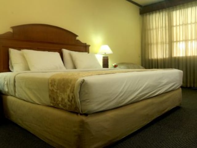 Kamar di Siantar Hotel Parapat  (Foto: http://siantarhotelparapat.com)