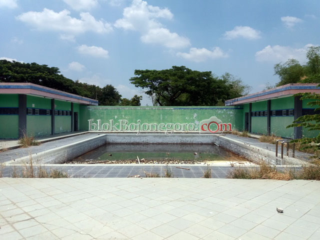 Memprihatinkan, Kondisi Kolam Renang SMT Bojonegoro Tak Terawat