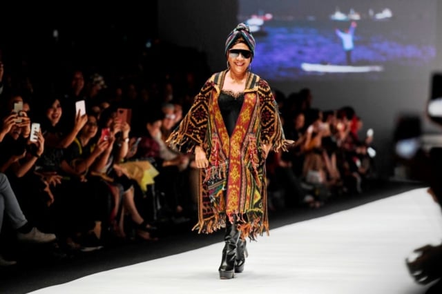 Dari Artis, Musisi, Hingga Menteri yang Tampil untuk Koleksi Anne Avantie Di Jakarta Fashion Week 2019! (1)