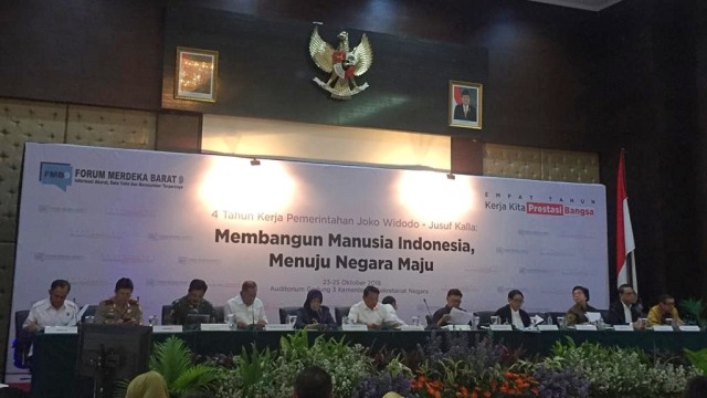 Empat tahun kinerja Jokowi-JK dihadiri Menkonpolhukam, Menlu, MenpanRB, Panglika TNI, Kemenkumham. (Foto: Paulina Herasmaranindar/kumparan)