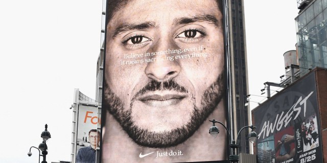 Nike dan Colin Kaepernick : Kami Korbankan Segalanya untuk Mendapatkan Segalanya