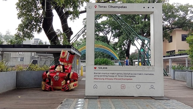 Foto-foto Skywalk Teras Cihampelas yang Terancam Ditinggal PKL dan Pejalan Kaki (7951)