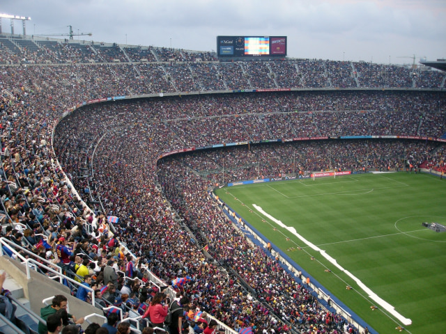 Unique Facts : 3 Largest Football (Soccer) Stadiums In The World