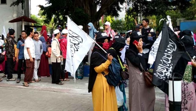 Aksi Bela Tauhid di Malang Diwarnai Bentrok hingga Dibubarkan Polisi