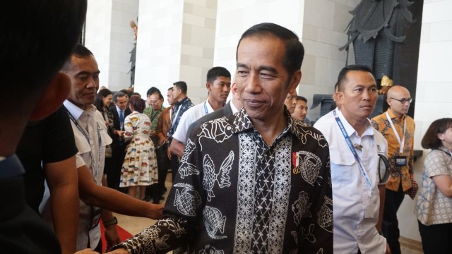 Jokowi di acara Our Ocean Conference, Senin (29/10/2018). (Foto: Abil Achmad Akbar/kumparan)