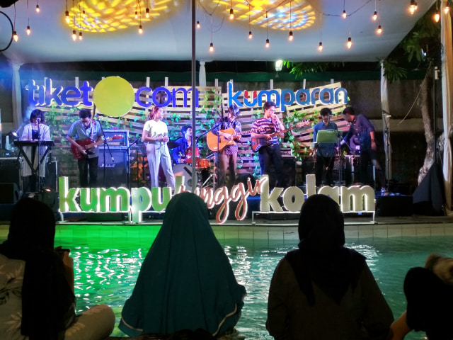 Liburan sambil Menikmati Alunan Musik di Kumpul Pinggir Kolam Bersama Kumparan-Tiket.com (2)