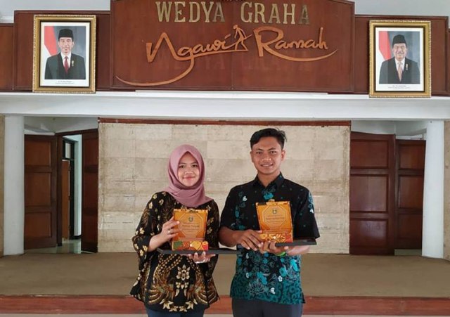 Pasangan Muda Ini Mendapatkan Penghargaan Pemuda Pelopor Kabupaten Ngawi tahun 2018