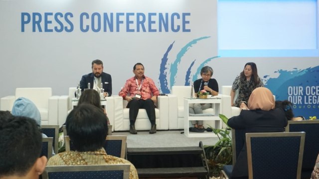 Konferesi Pers Our Ocean Conference 2018 di Bali. (Foto: Abil Achmad Akbar/kumparan)