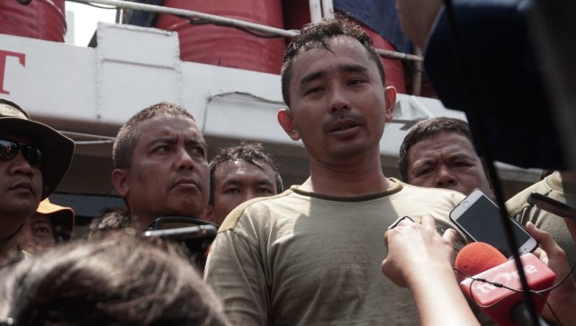 Sertu Hendra penyelam dari Taifib Marinir AL temukan black box (Foto: Iqbal Firdaus/kumparan)