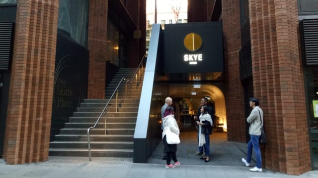 Hotel Skye Suites Sydney di kawasan CBD Kota Sydney, Australia. (Foto: Wendiyanto/kumparan)