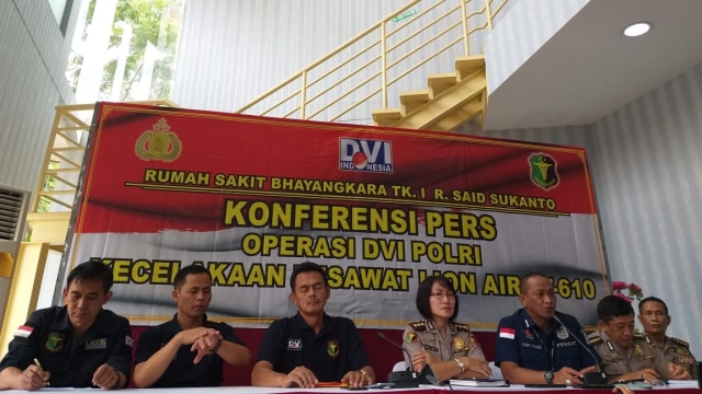 Konferensi pers operasi DVI Polri dengan beberapa spesialis identifikasi korban Lion Air, Jumat (2/11/2018). (Foto: Paulina Heras/kumparan)