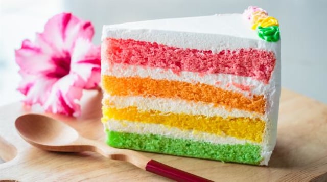 Ilustrasi Rainbow Cake (Foto: Tachjang/Shutterstock)