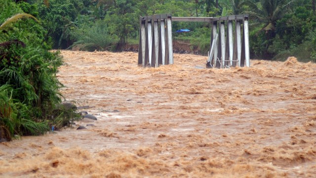 Akibat Banjir Bandang di Padang, Dua Orang Tewas hingga 600 Rumah Terendam