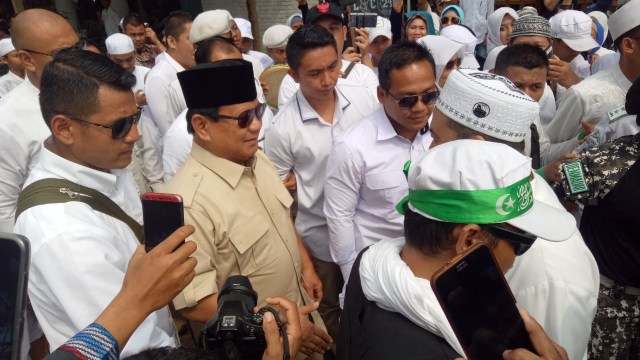 Prabowo Subianto di Tabligh Akbar dan Deklarasi Koppasandi, Gor Soemantri,  Rasuna Said, Minggu (4/11/2018). (Foto: Fahrian Saleh/kumparan)