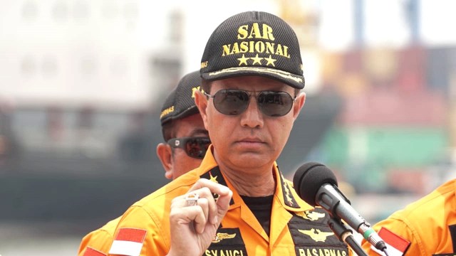 Konpers Kabasarnas M. Syaugi terkait evakuasi korban dan bangkai pesawat Lion Air JT-610. (Foto: Iqbal Firdaus/kumparan)