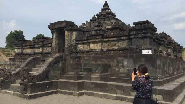 Suasana Candi Sambisari di Sleman, Senin (5/11). (Foto: Arfiansyah Panji Purnandaru/kumparan)