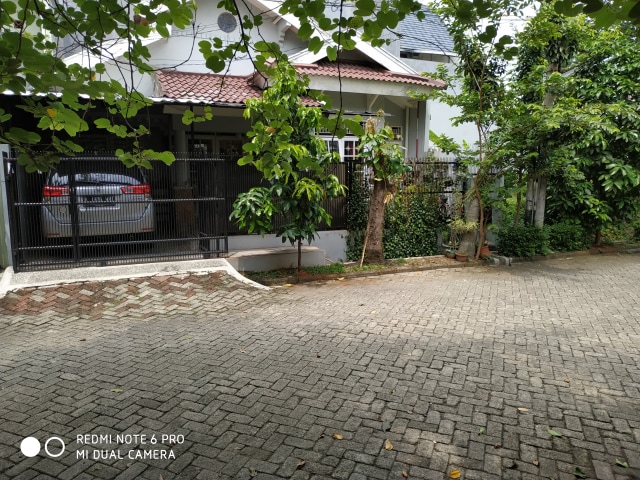 Hasil foto siang hari pakai Xiaomi Redmi Note 6 Pro. (Foto: Rangga Sanjaya/kumparan)