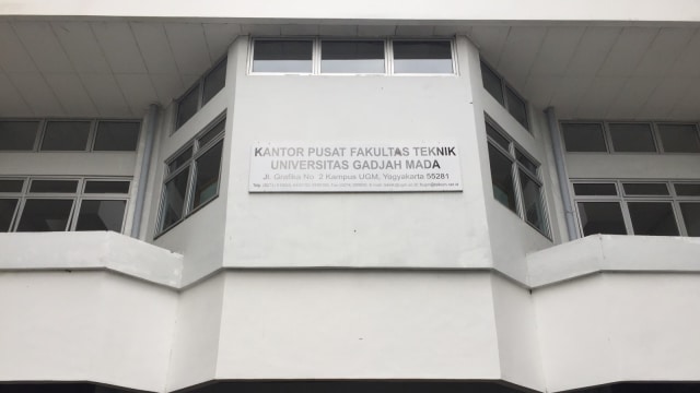 Fakultas Teknik UGM. (Foto: Arfiansyah Panji Purnandaru/kumparan)