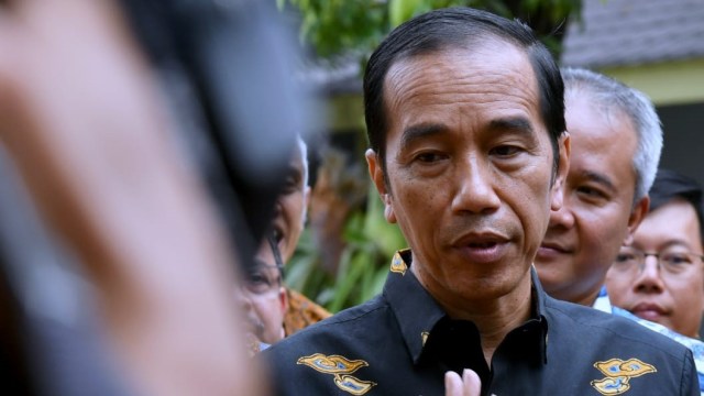 Jokowi di Kompleks Istana Merdeka. (Foto: Dok. Biro Pers Setpres)