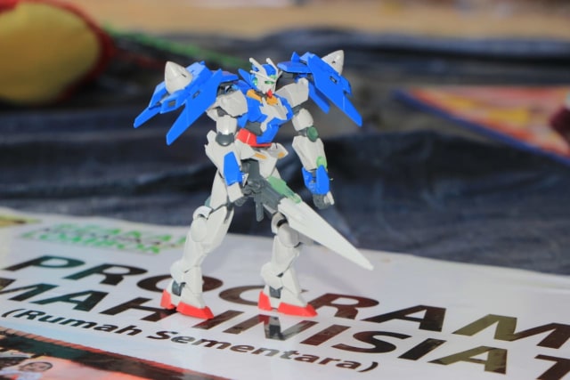 Mengajarkan Saling Bekerjasama Dengan Rakitan Gundam Plastic (4)