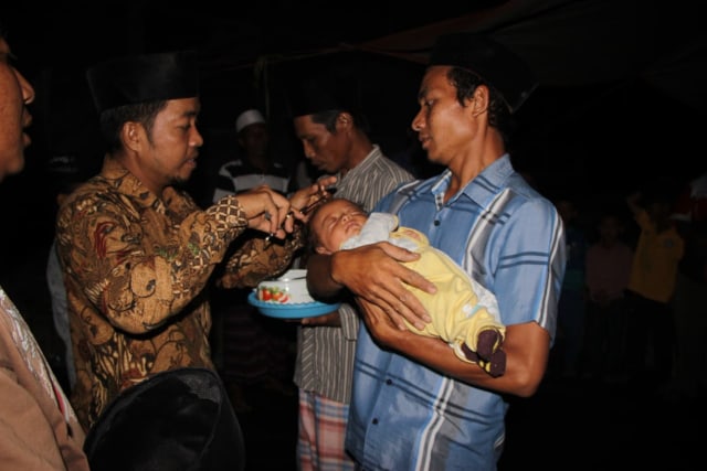 Ngurisan Pertama Di Masa Pemulihan Dusun Dangiang Timur Lombok (1)