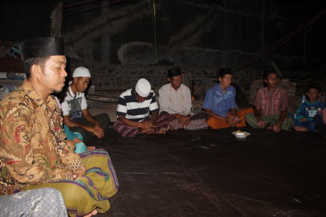 Ngurisan Pertama Di Masa Pemulihan Dusun Dangiang Timur Lombok (2)