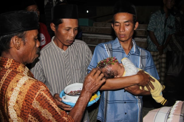 Ngurisan Pertama Di Masa Pemulihan Dusun Dangiang Timur Lombok (7)