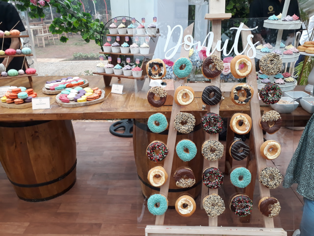 Spot makanan manis di pembukaan InstaMarket 2018 (Foto: azalia amadea/kumparan)