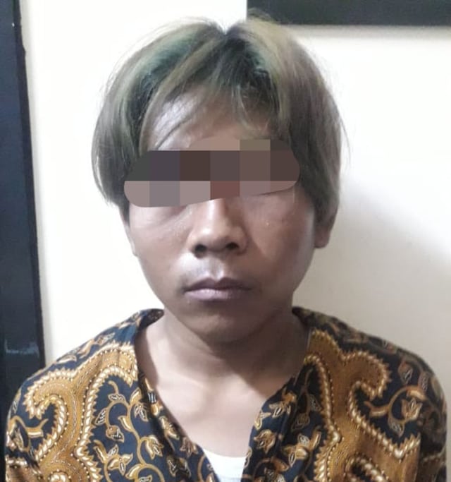 Pelaku pembunuhan driver taksi online di Pasar Kemis, Tangerang (Foto: Dok. Polresta Tangerang)