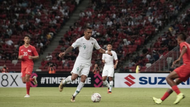 Alberto Goncalves dalam pertandingan Indonesia vs Singapura di babak penyisihan Piala AFF 2018 (Foto: Helmi Afandi/kumparan)