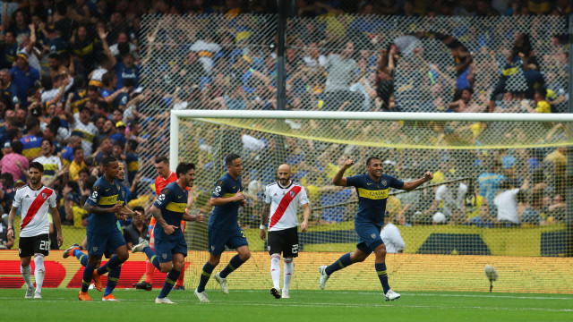 Ramon Abila merayakan gol pertama untuk Boca Junior di leg pertama final Copa Libertadores 2018. (Foto: REUTERS/Marcos Brindicci)